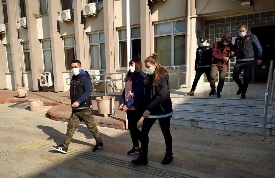 aydinda iki sevgiliye narkotik baskini 1 95RtKjTX Aydın’da iki sevgiliye narkotik baskını