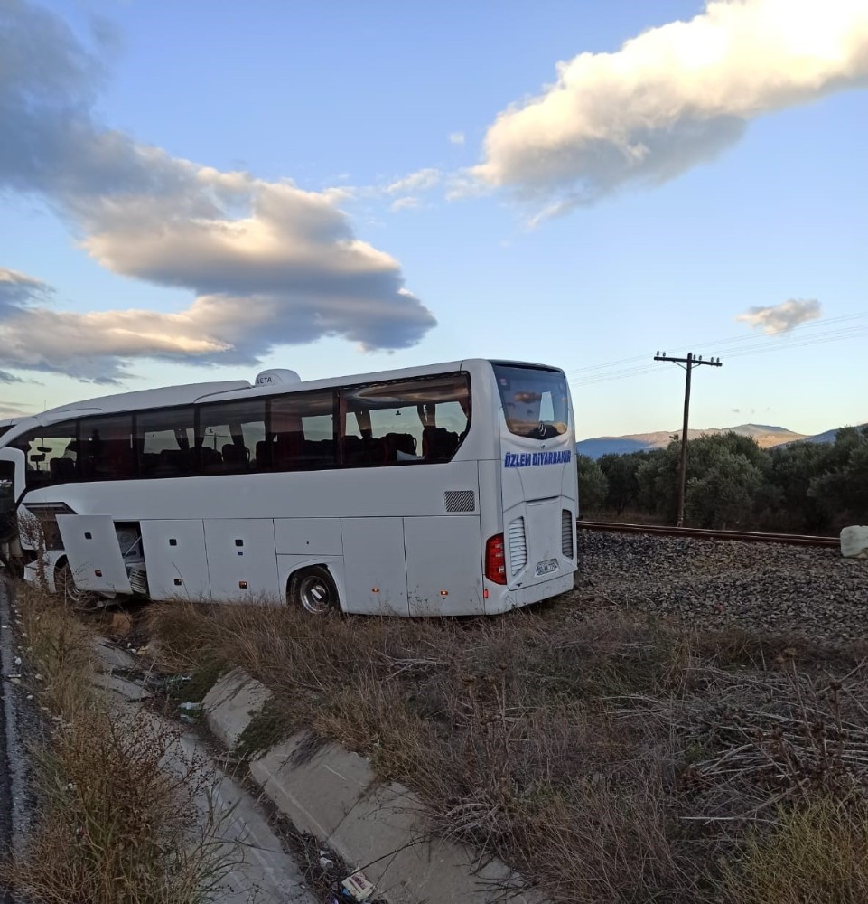 aydinda otobus kazasi 1 nMkmYbtU Aydın’da otobüs kazası
