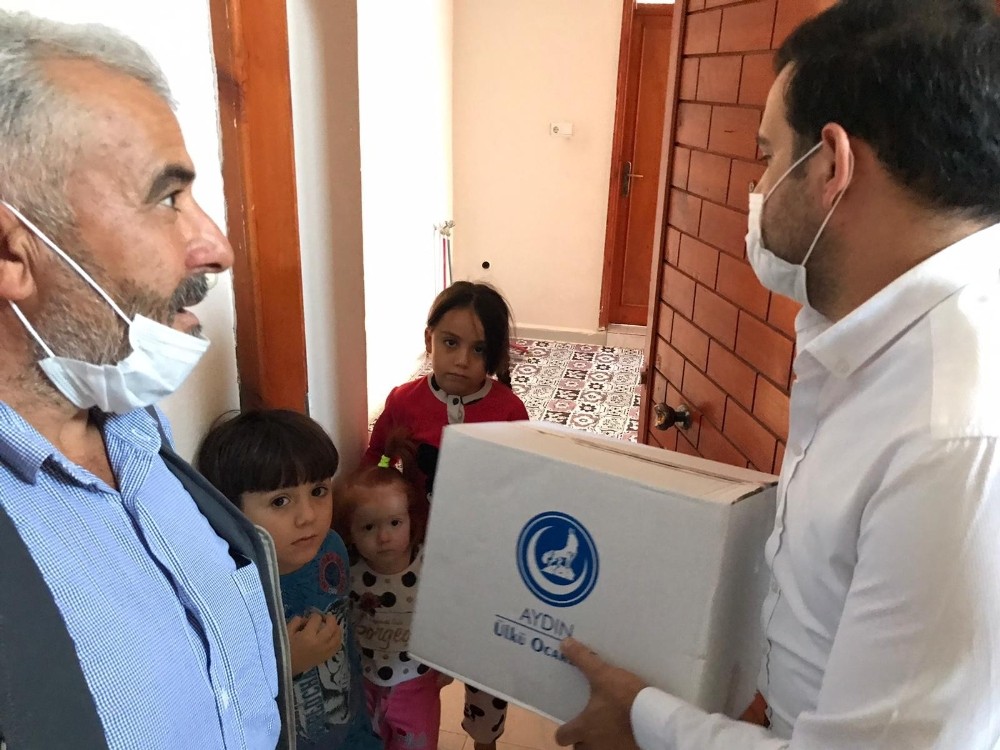 aydinli ulku ocaklarindan turkmenlere yardim eli 1 sTyO6tXc Aydınlı Ülkü Ocakları’ndan Türkmenlere yardım eli