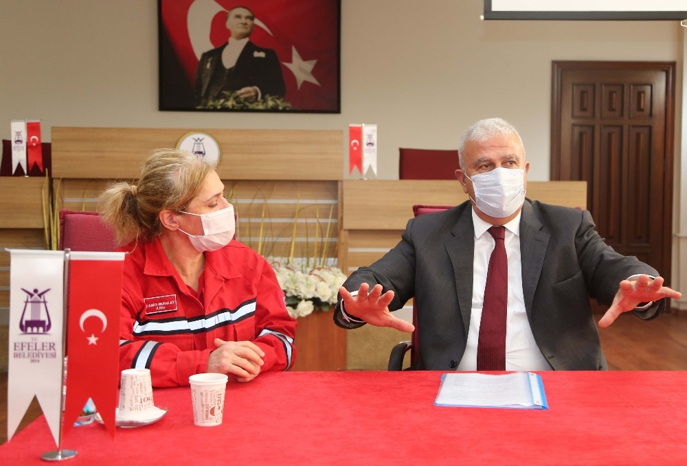 baskan atay depremin karamanlarini agirladi 3 dhgbLZtP Başkan Atay depremin karamanlarını ağırladı