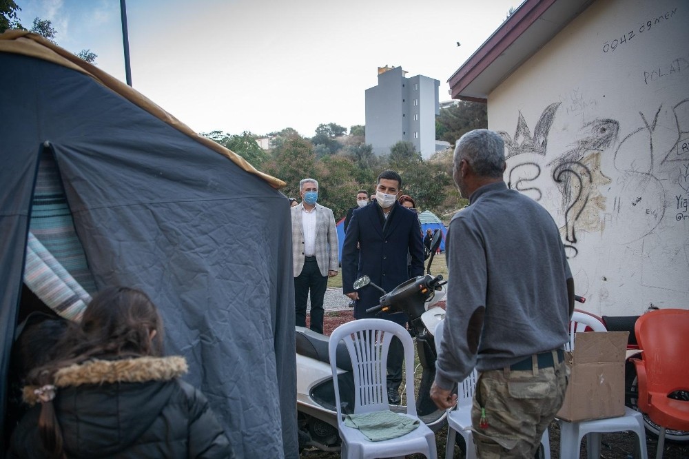 baskan gunel depremzedeleri yalniz birakmiyor 2 sSn3pfD9 Başkan Günel depremzedeleri yalnız bırakmıyor