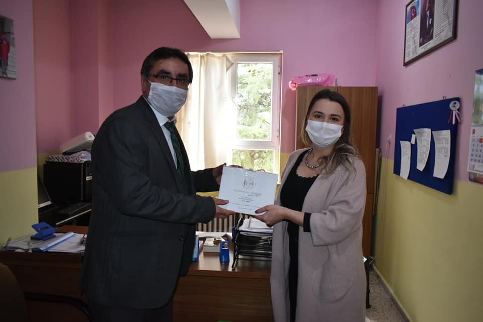 baskan inal karacasudaki ogretmenlerin gunlerini kutladi 2 TUmBRnAs Başkan İnal, Karacasu’daki öğretmenlerin günlerini kutladı