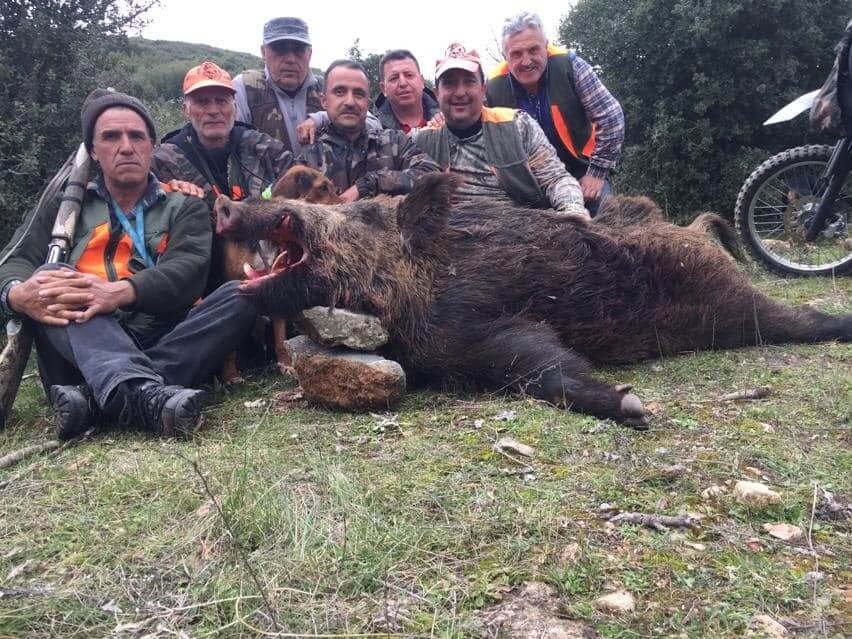 bolgenin en meshur avcisi elim bir av kazasinda hayatini kaybetti 2 dvZAltUu Bölgenin en meşhur avcısı elim bir av kazasında hayatını kaybetti