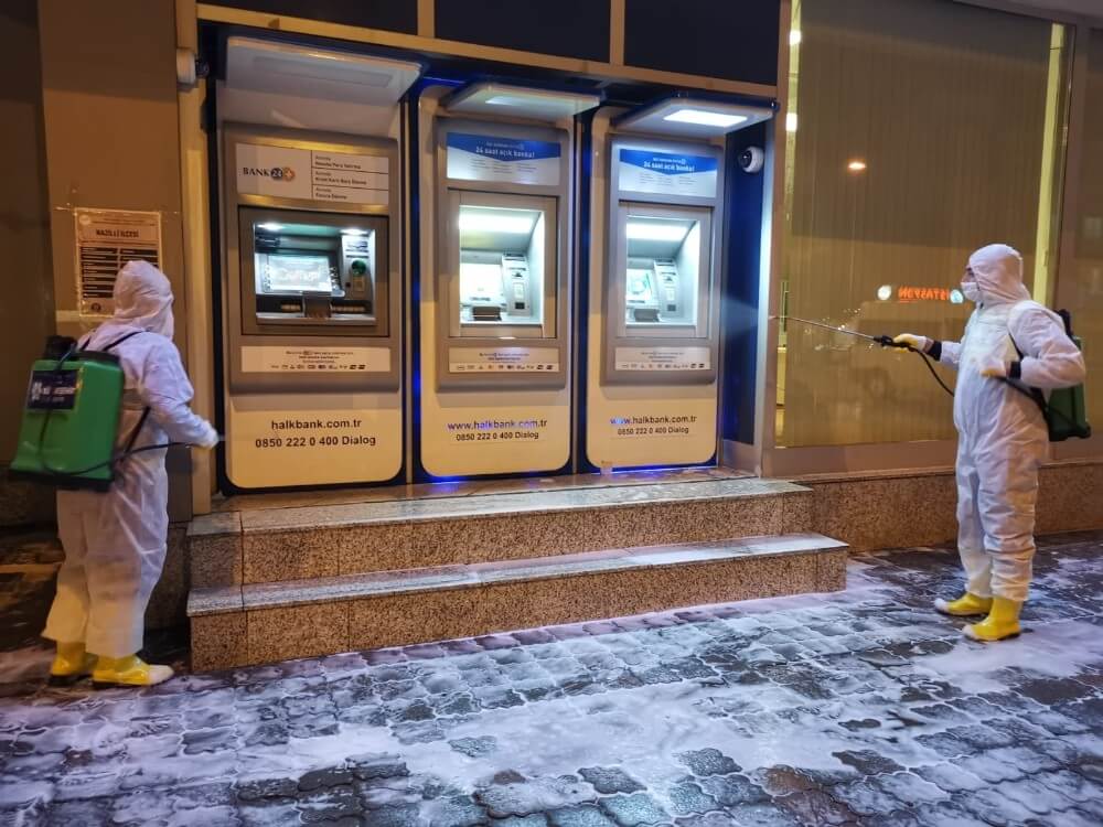 buyuksehir nazilliyi kopuklu suyla yikadi 5 2H7ZZccM Büyükşehir Nazilli’yi köpüklü suyla yıkadı