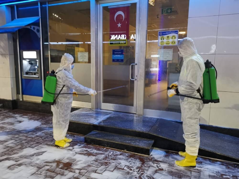 buyuksehir nazilliyi kopuklu suyla yikadi 6 EF9DrpQ8 Büyükşehir Nazilli’yi köpüklü suyla yıkadı