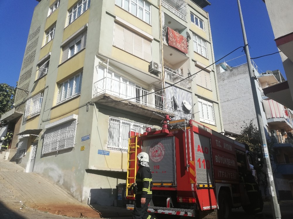 catida yakilan kablo mahalleyi ayaga kaldirdi 3 sLKyfy4L Çatıda yakılan kablo mahalleyi ayağa kaldırdı