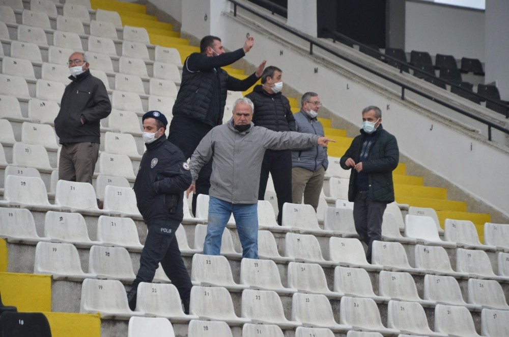 cengelkoyspor yoneticileri herkesi sasirtti 1 QtZHaCEn Çengelköyspor yöneticileri herkesi şaşırttı
