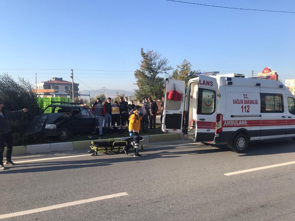 cinede trafik kazasi 2 yarali 1 aeXcDLAh Çine’de trafik kazası: 2 yaralı