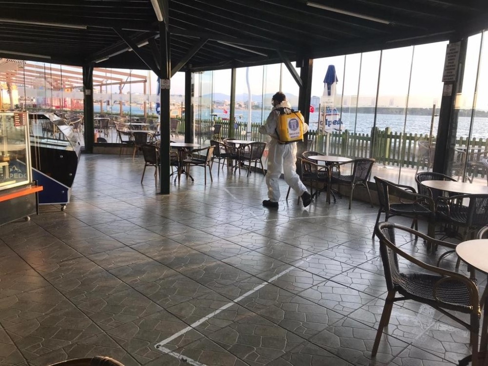 didimde dezenfekten calismalari devam ediyor 1 GtJizbWC Didim’de dezenfekten çalışmaları devam ediyor