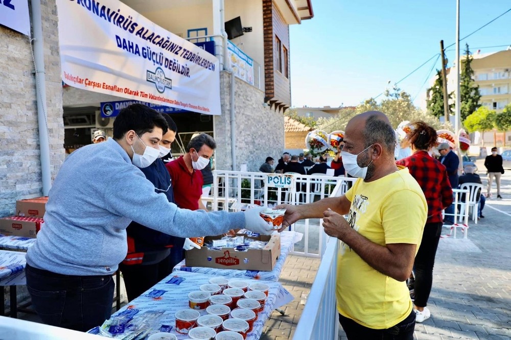 didimli balikcilar balikcilar carsisini tercih etti 3 XOCstyc2 Didimli balıkçılar, Balıkçılar Çarşısı’nı tercih etti