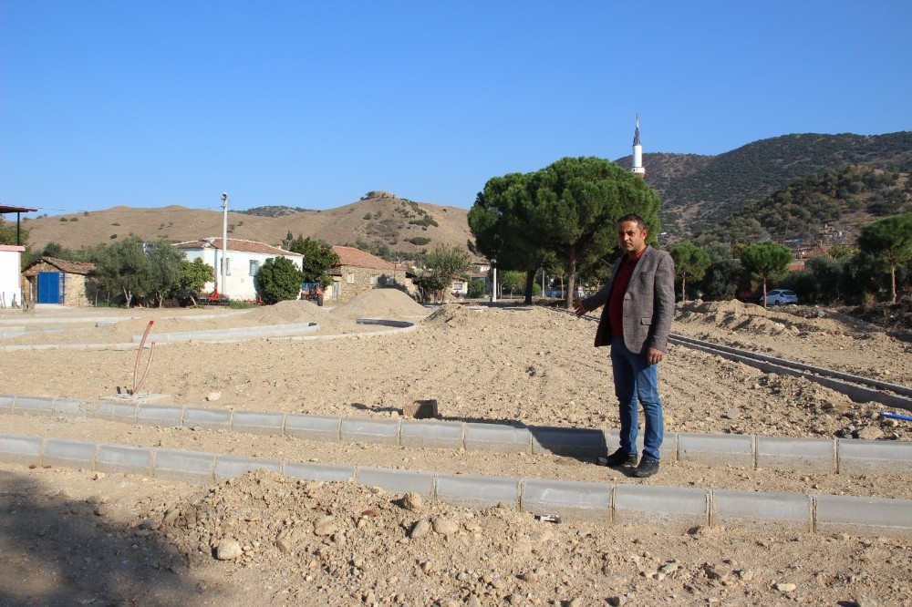 esenkoy mahallesinde park ve meydan calismasi basladi 2 lRAtfZ1C Esenköy Mahallesi’nde park ve meydan çalışması başladı