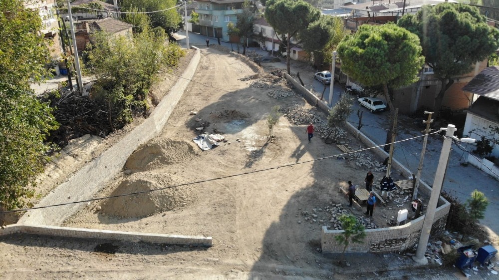 esenkoy mahallesinde park ve meydan calismasi basladi 3 HFGJU3L1 Esenköy Mahallesi’nde park ve meydan çalışması başladı