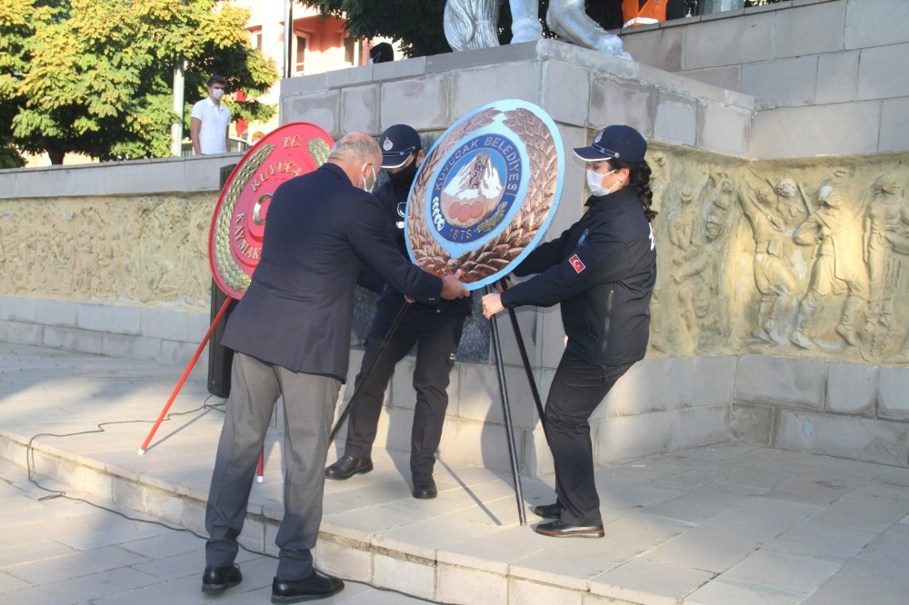 gazi mustafa kemal ataturk kuyucakta torenle anildi 3 Gazi Mustafa Kemal Atatürk, Kuyucak’ta törenle anıldı