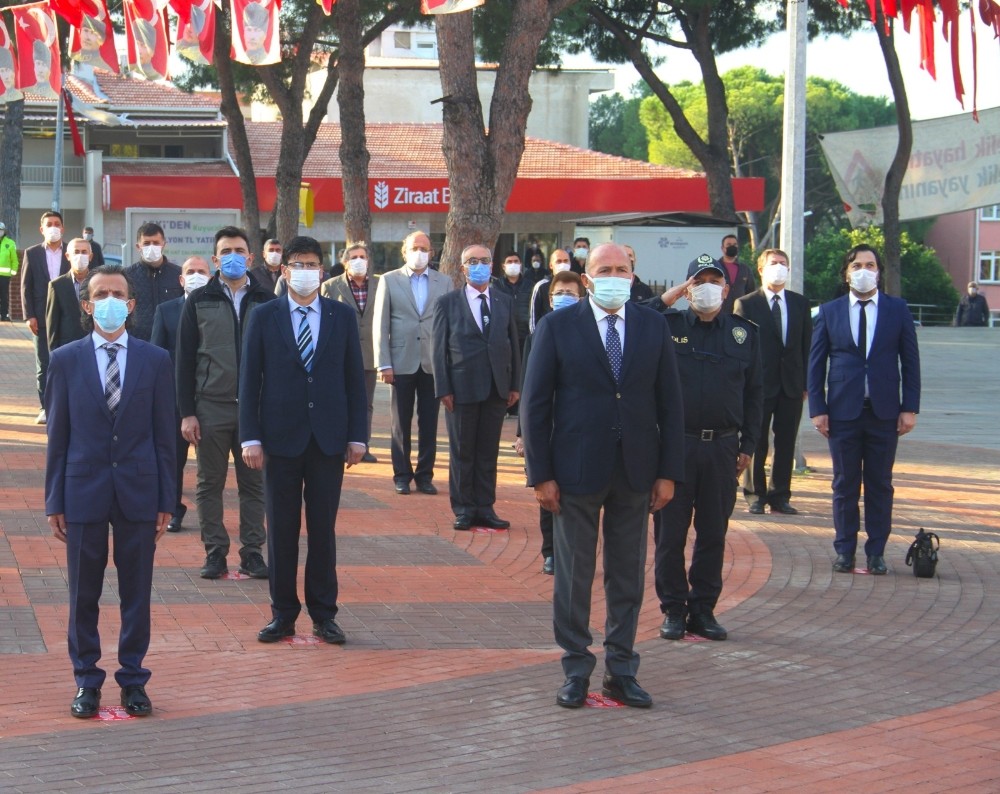 gazi mustafa kemal ataturk kuyucakta torenle anildi 4 kulDgzKq Gazi Mustafa Kemal Atatürk, Kuyucak’ta törenle anıldı