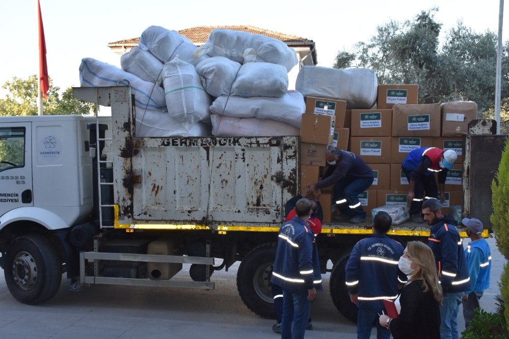germencik belediyesi deprem yardim paketlerini ulastirdi 3 NfajqHp9 Germencik Belediyesi deprem yardım paketlerini ulaştırdı