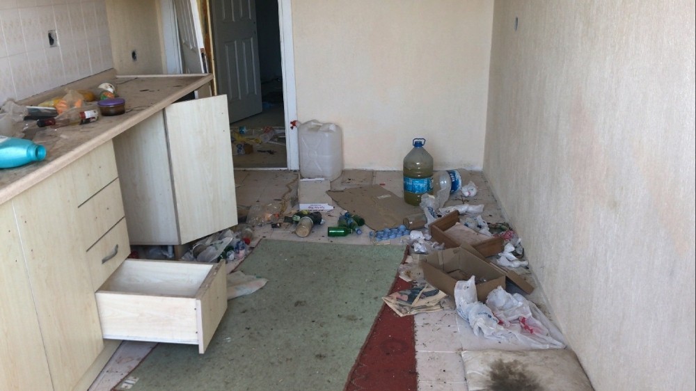 heyelan nedeniyle ibadete kapatilan camiyi hirsizlar talan etti 3 E2VDiPih Heyelan nedeniyle, ibadete kapatılan camiyi hırsızlar talan etti