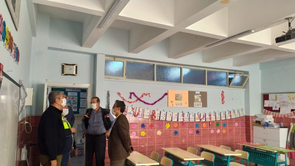 kaymakam yucel okullari denetledi 4 HQAC7kHj Kaymakam Yücel okulları denetledi