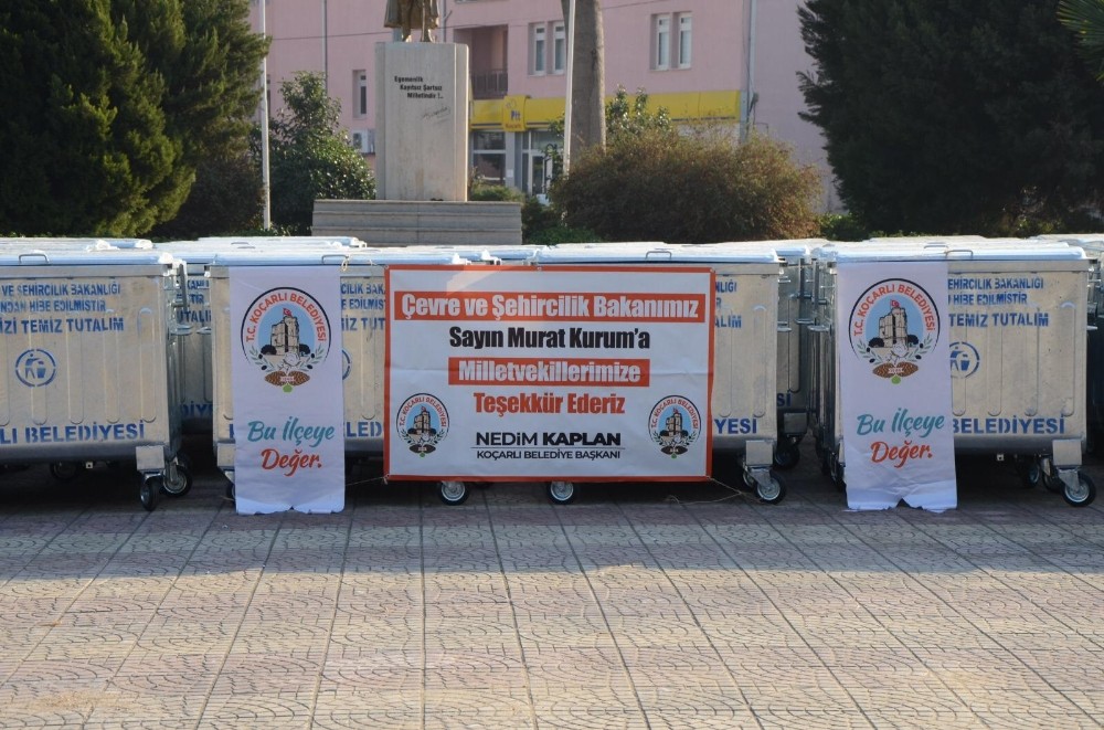 kocarli belediyesine 115 cop konteyneri hibe edildi 2 JpeJHR11 Koçarlı Belediyesi’ne 115 çöp konteyneri hibe edildi