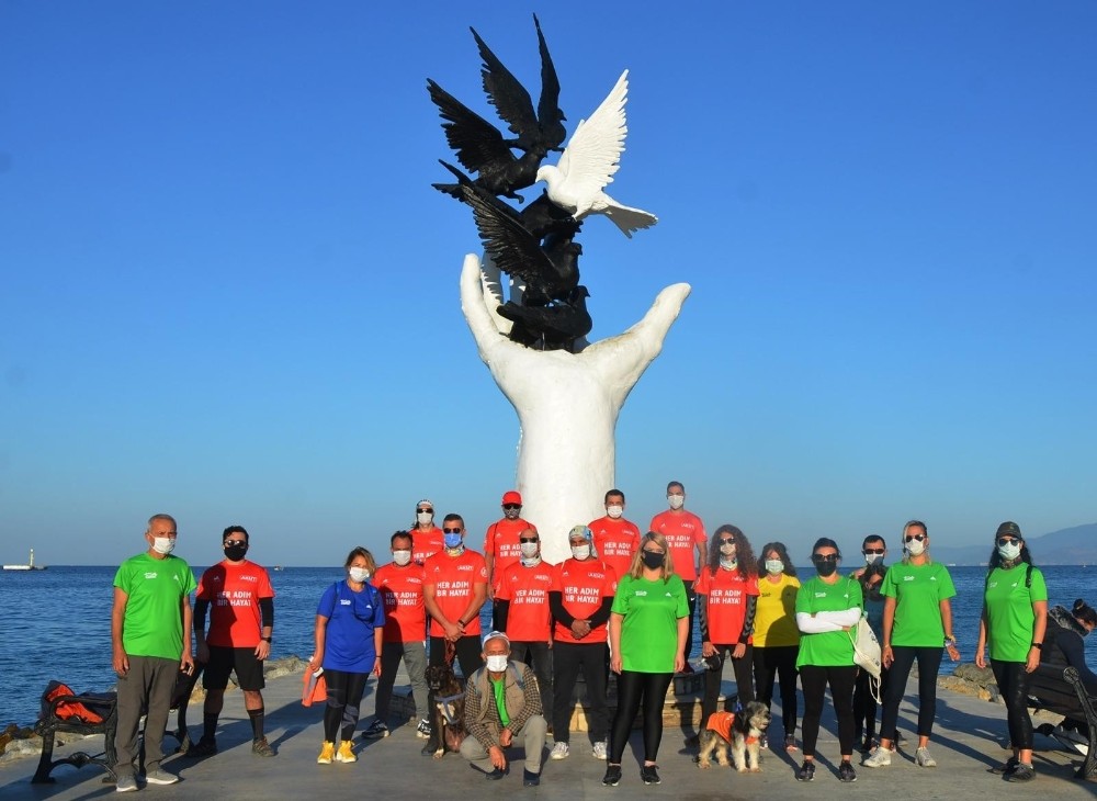 kusadasi belediyesinden istanbul maratonuna destek 1 An8Tbnd1 Kuşadası Belediyesi’nden İstanbul Maratonu’na destek