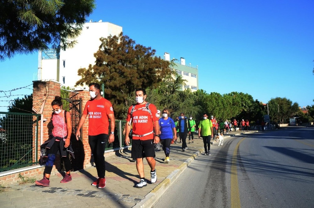 kusadasi belediyesinden istanbul maratonuna destek 3 cEkSq8Rp Kuşadası Belediyesi’nden İstanbul Maratonu’na destek