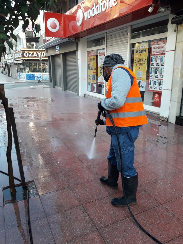 kusadasi belediyesinin halk sagligi calismalari devam ediyor 1 RHSZEZJu Kuşadası Belediyesi’nin halk sağlığı çalışmaları devam ediyor