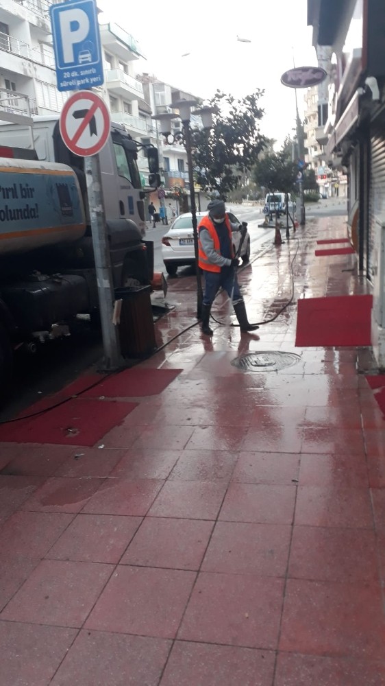 kusadasi belediyesinin halk sagligi calismalari devam ediyor 3 iXkAeKmi Kuşadası Belediyesi’nin halk sağlığı çalışmaları devam ediyor