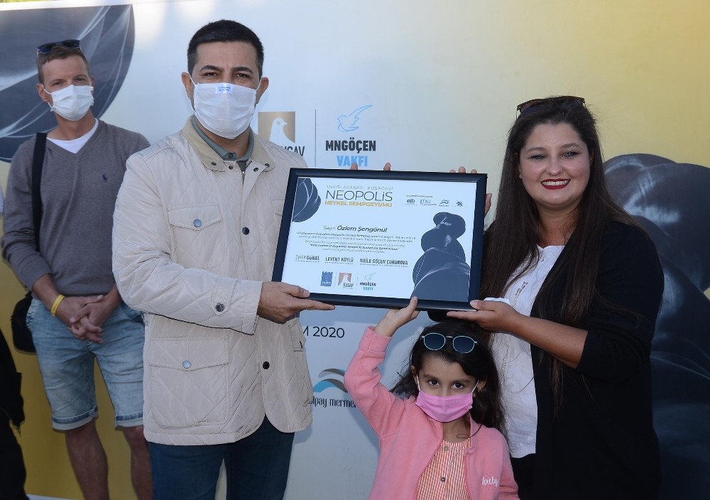 kusadasi heykel sempozyumunda uretilen 9 eser gorucuye cikti 2 KAa6NvLq Kuşadası Heykel Sempozyumunda üretilen 9 eser görücüye çıktı