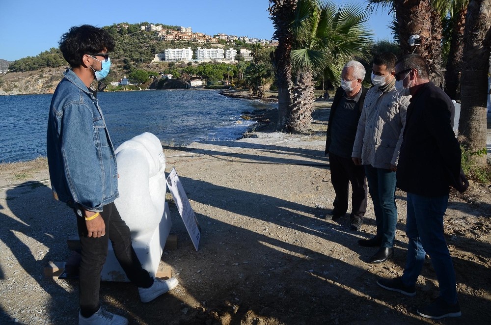 kusadasi heykel sempozyumunda uretilen 9 eser gorucuye cikti 4 Kuşadası Heykel Sempozyumunda üretilen 9 eser görücüye çıktı