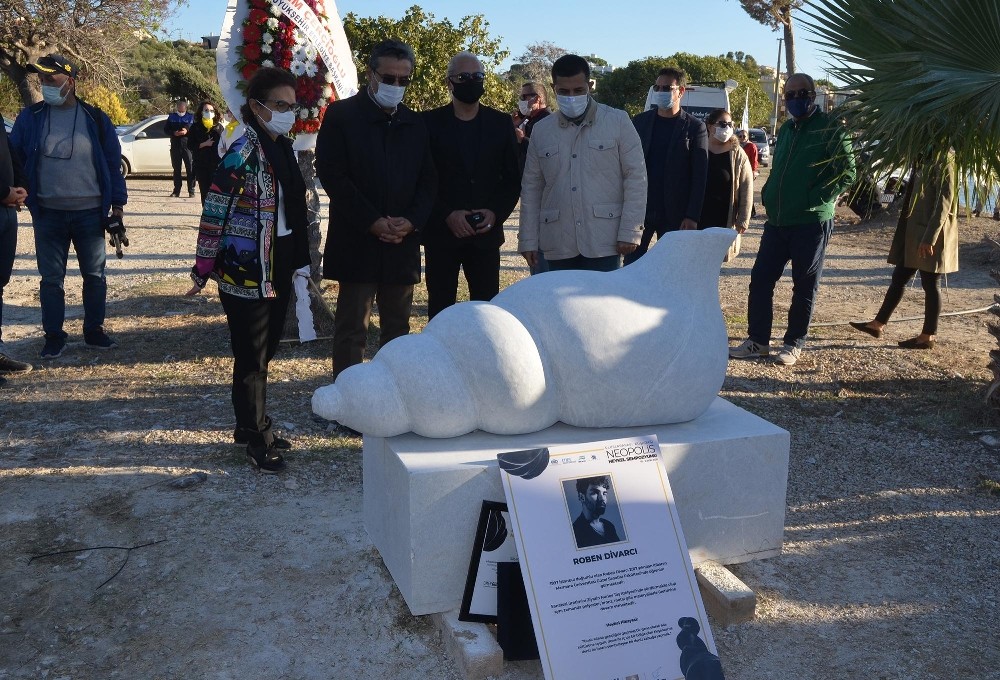 kusadasi heykel sempozyumunda uretilen 9 eser gorucuye cikti 6 jz1d2kqj Kuşadası Heykel Sempozyumunda üretilen 9 eser görücüye çıktı