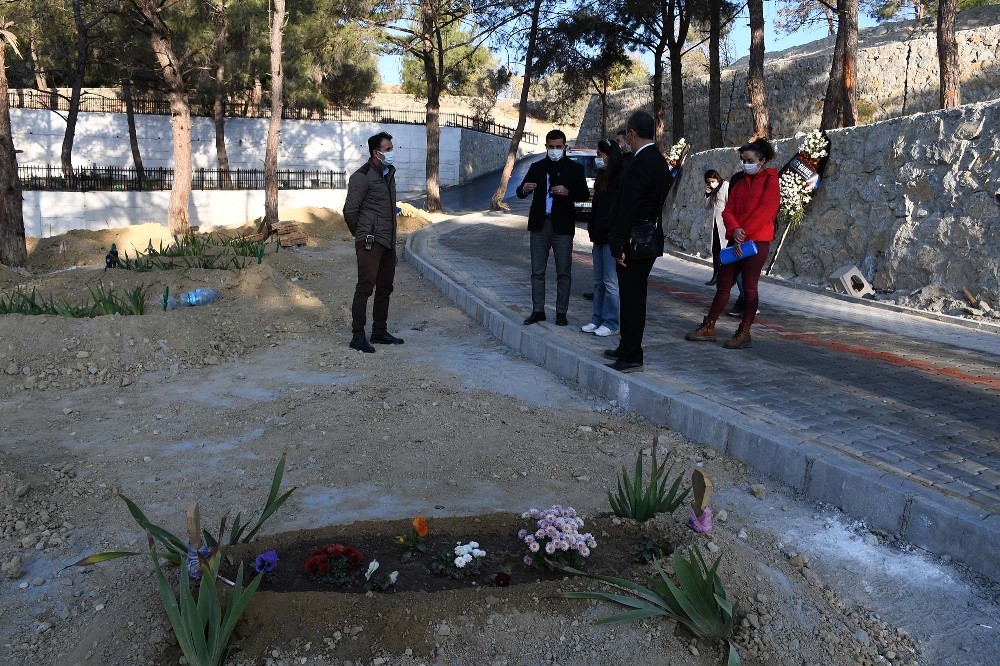 kusadasi yeni asri mezarlikta calismalar son asamaya geldi 5 q23l6LsW Kuşadası Yeni Asri Mezarlık’ta çalışmalar son aşamaya geldi