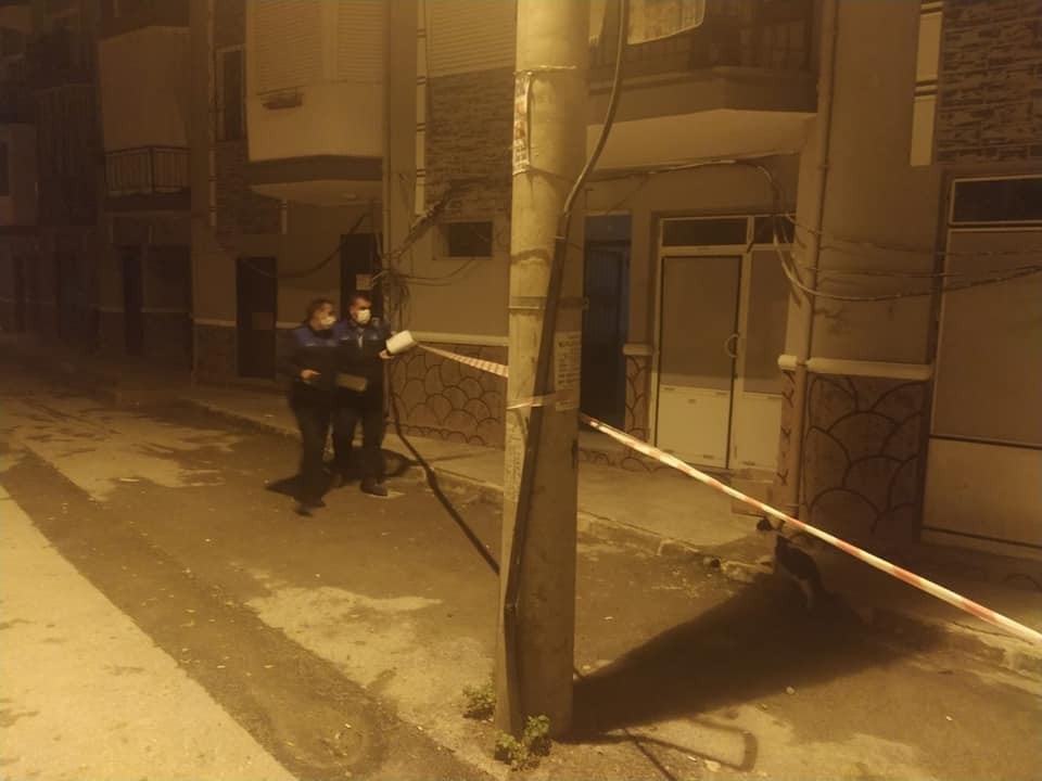 kusadasinda 1832 hasar basvurusu yapildi 56 agir hasarli bina var 3 U2vZqALb Kuşadası’nda 1832 hasar başvurusu yapıldı, 56 ağır hasarlı bina var