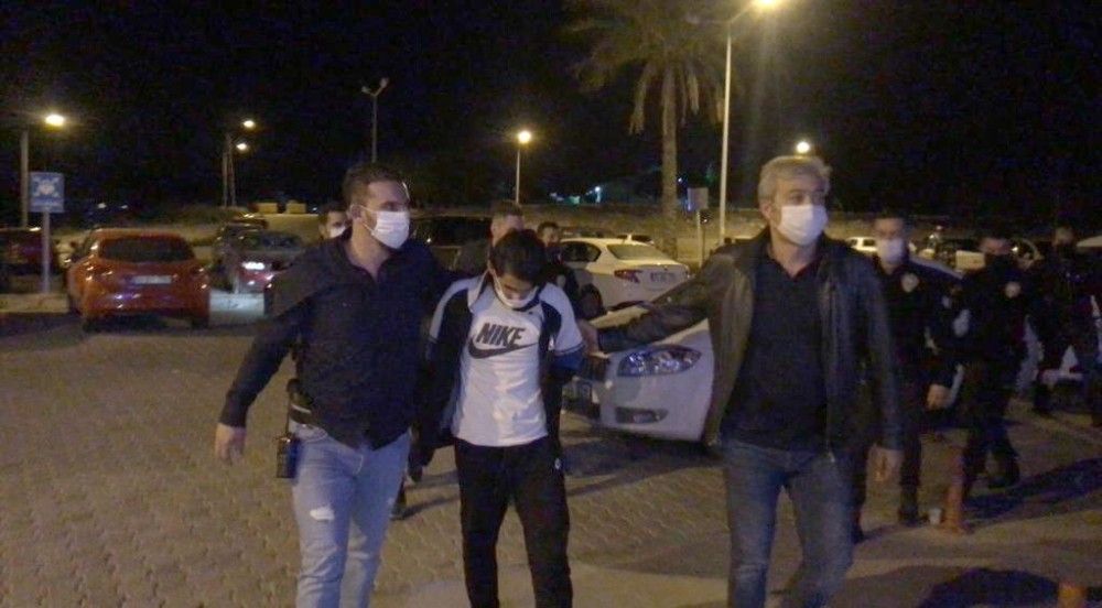 kusadasinda bicakli cinayet 2 tc4IuSNv Kuşadası’nda bıçaklı cinayet