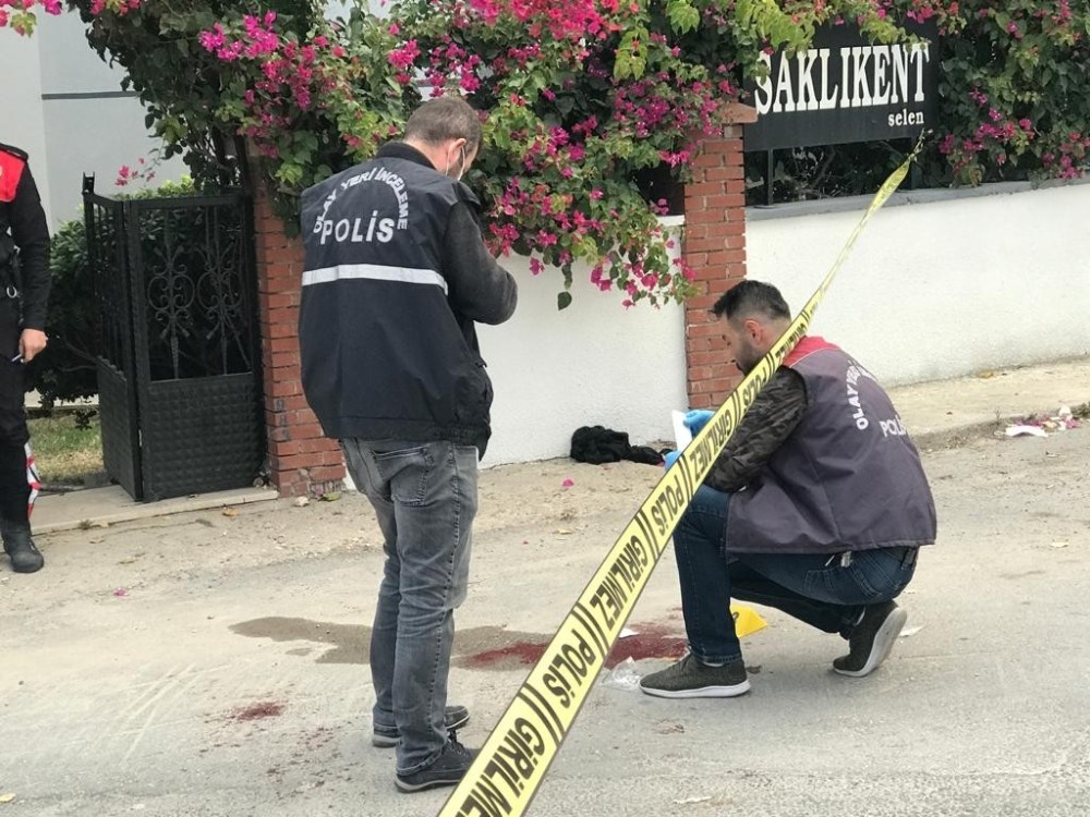 kusadasinda bicakli cinayet 4 cXI3pneN Kuşadası’nda bıçaklı cinayet