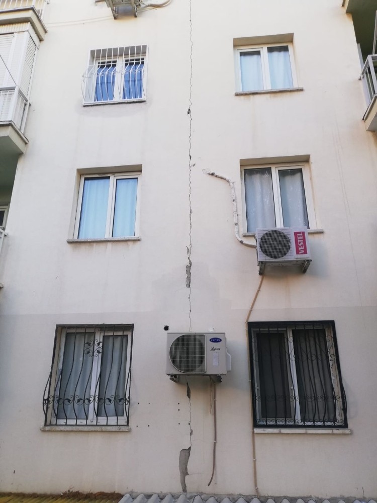 kusadasinda hasar icin 800 basvuru yapildi 4 rGjNJG9d Kuşadası’nda hasar için 800 başvuru yapıldı