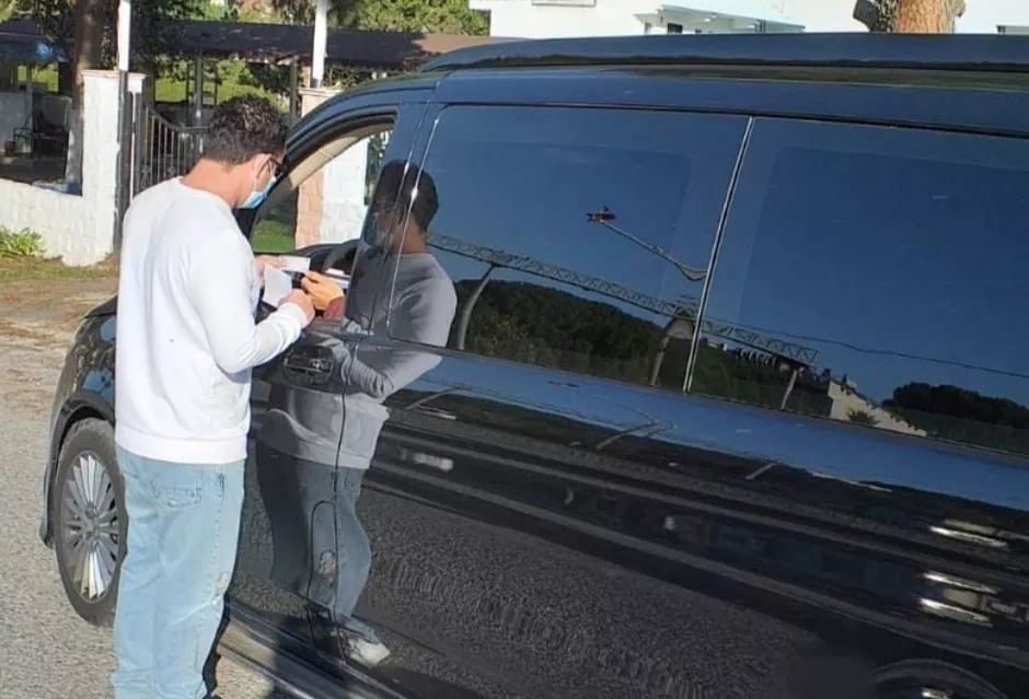 kusadasinda kacak tur ve koronavirus denetimi 2 2tnMysQj Kuşadası’nda kaçak tur ve koronavirüs denetimi