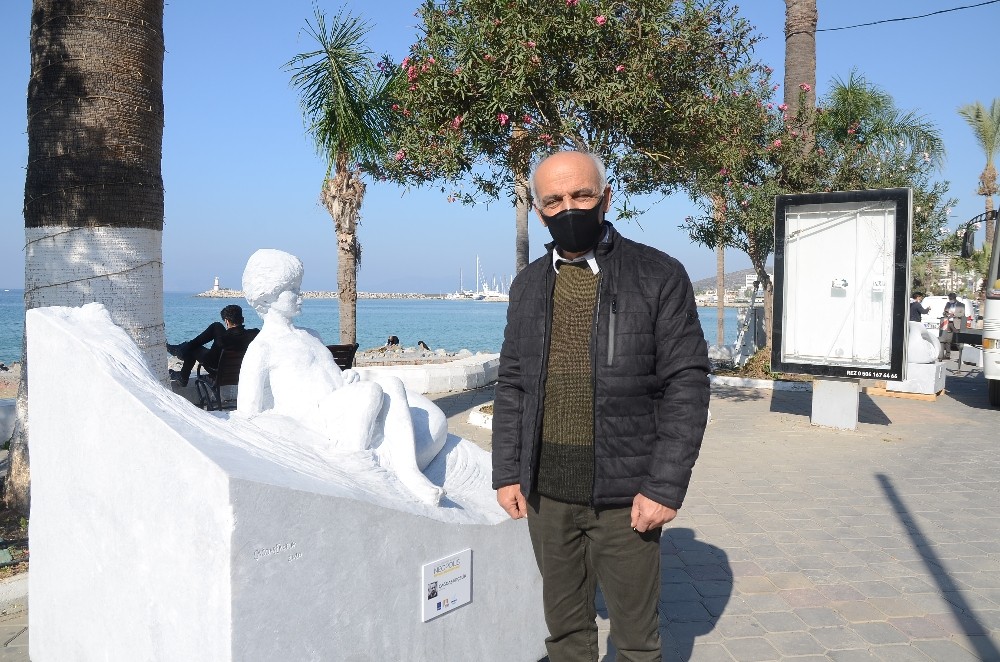 kusadasinda uluslararasi sanatcilarin yaptigi heykeller saldiriya ugradi 4 bJHSIfk7 Kuşadası’nda uluslararası sanatçıların yaptığı heykeller saldırıya uğradı