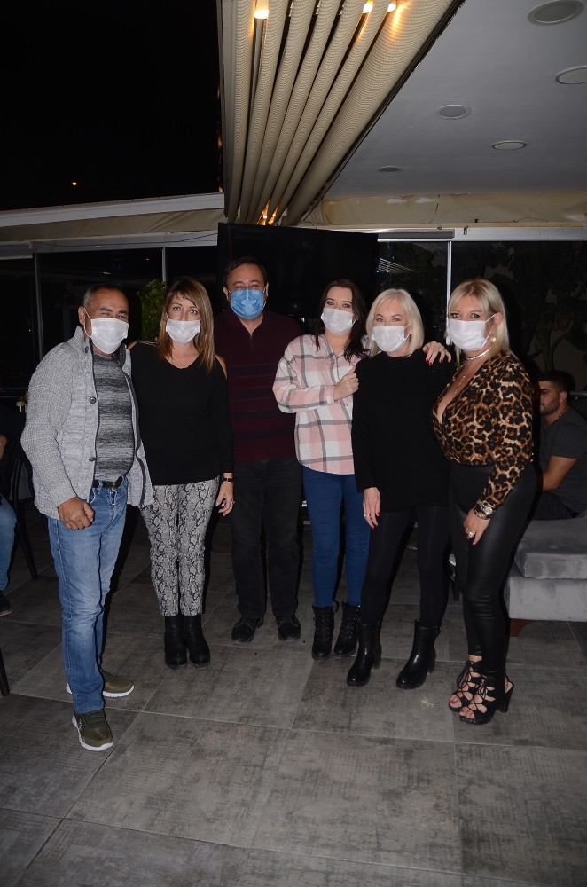 kusadasinda yasayan yabancilardan depremzedelere destek 1 a3W23BzC Kuşadası’nda yaşayan yabancılardan depremzedelere destek