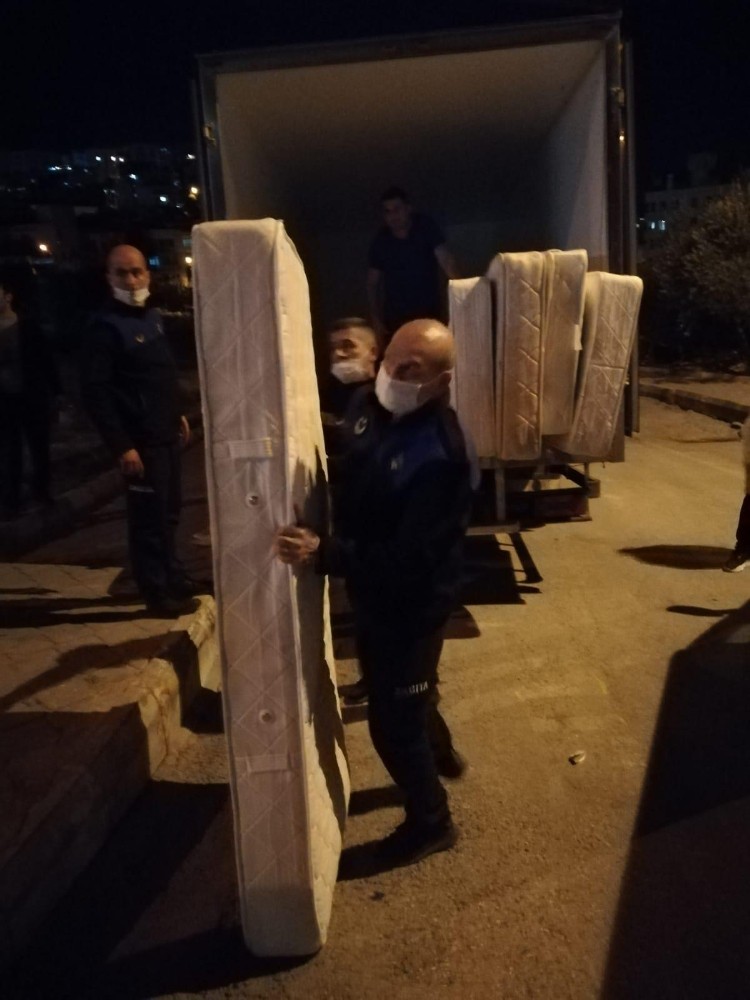 kusadasindaki kriz masasi calismalarini surduruyor 5 GVNNA4iG Kuşadası’ndaki kriz masası çalışmalarını sürdürüyor