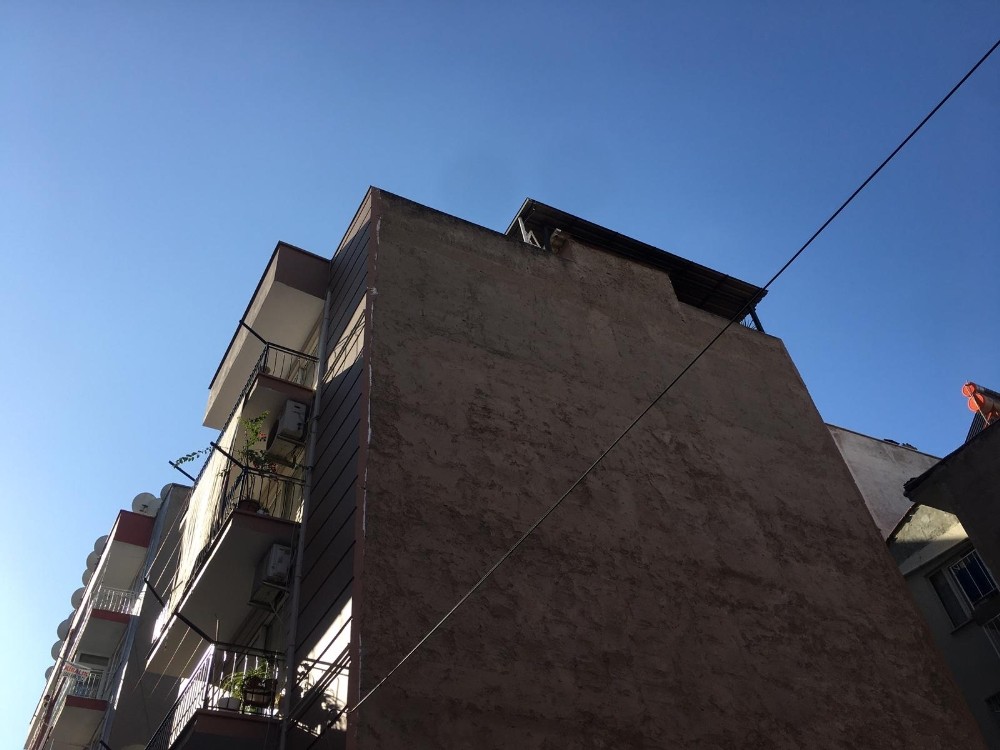 lokma dokerken apartmani yakiyordu 2 wvbHjtel Lokma dökerken apartmanı yakıyordu