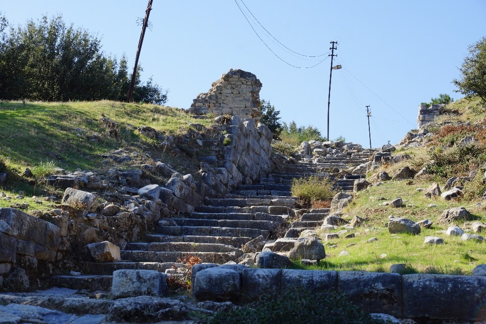 M.Ö. 4.yüzyılda kurulan ilk planlı şehir, Priene 1 mo 4yuzyilda kurulan ilk planli sehir priene 1 1giJMhbr M.Ö. 4.yüzyılda kurulan ilk planlı şehir, Priene