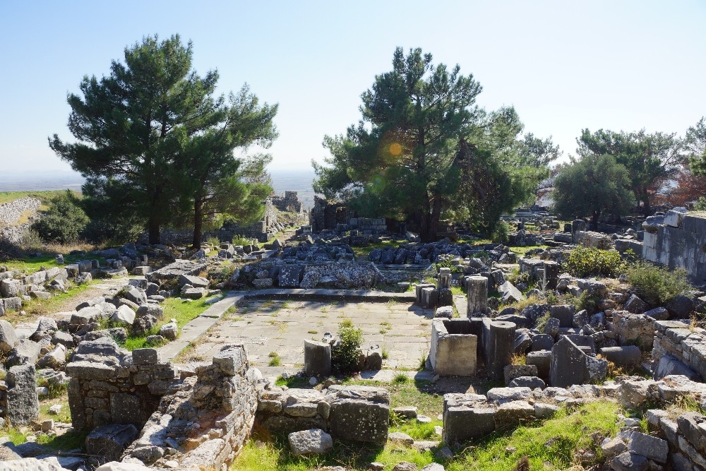 M.Ö. 4.yüzyılda kurulan ilk planlı şehir, Priene 6 mo 4yuzyilda kurulan ilk planli sehir priene 3 iaXKIaWX M.Ö. 4.yüzyılda kurulan ilk planlı şehir, Priene