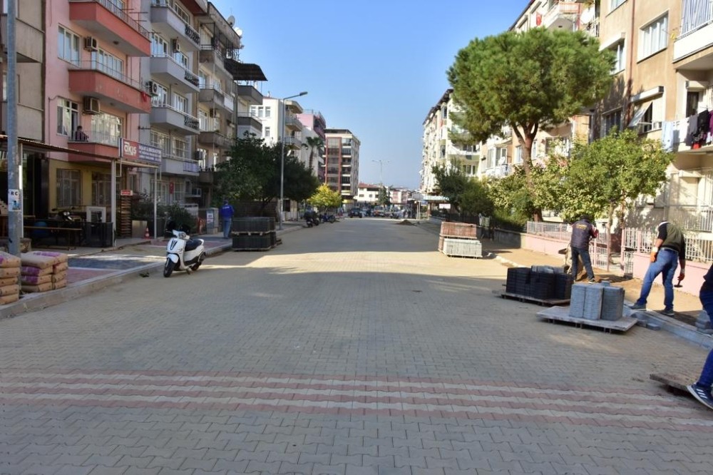 nazilli cumhuriyet mahallesinde yollar yenileniyor 1 CsjbWwYQ Nazilli Cumhuriyet Mahallesi’nde yollar yenileniyor