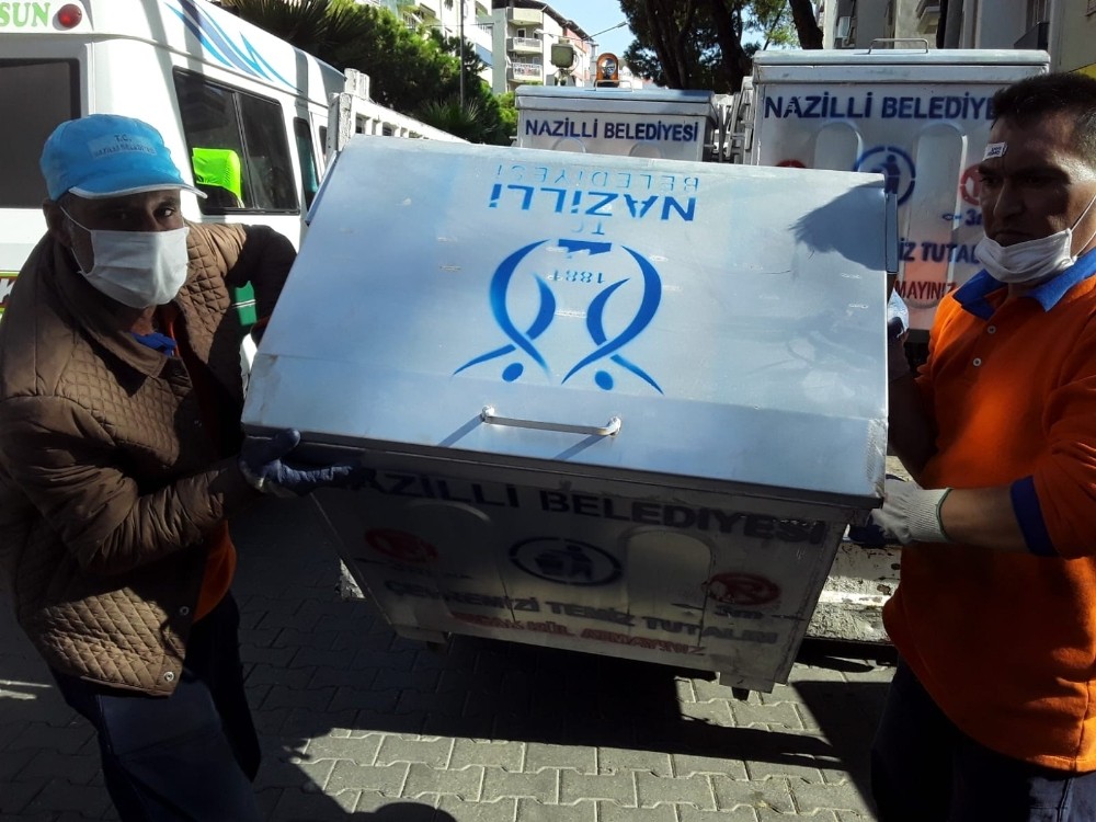 nazillide cop konteynerleri yenileniyor 3 D4dDUWaJ Nazilli’de çöp konteynerleri yenileniyor