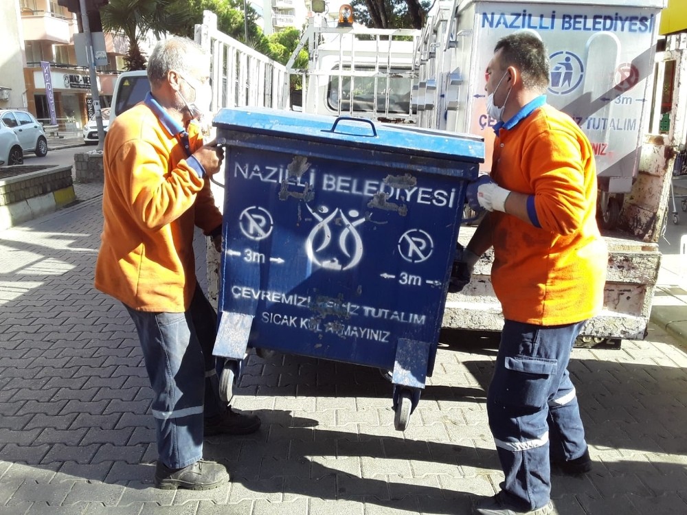 nazillide cop konteynerleri yenileniyor 4 Nazilli’de çöp konteynerleri yenileniyor