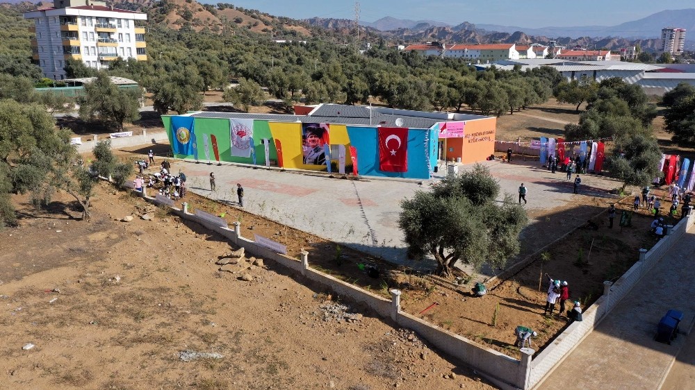 Nazilli’de Fidanlar Çocuklarla Birlikte Büyüyecek 3 nazillide fidanlar cocuklarla birlikte buyuyecek 3 aHnLIVJc Nazilli’de Fidanlar Çocuklarla Birlikte Büyüyecek