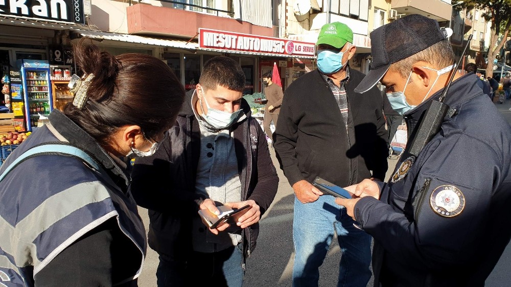 nazillide sosyal mesafe duyarsizligi 1 sdY8AZzd Nazilli’de ’Sosyal Mesafe’ duyarsızlığı