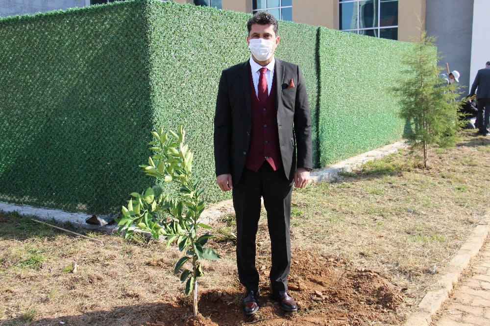 sehit ogretmenlerin isimleri adude yasayacak 4 NwMjA7UL Şehit öğretmenlerin isimleri ADÜ’de yaşayacak