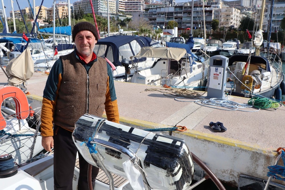 tsunamiden zarar goren tekne ve yatlar kusadasina getirildi 10 3e5DZnHD Tsunamiden zarar gören tekne ve yatlar Kuşadası’na getirildi