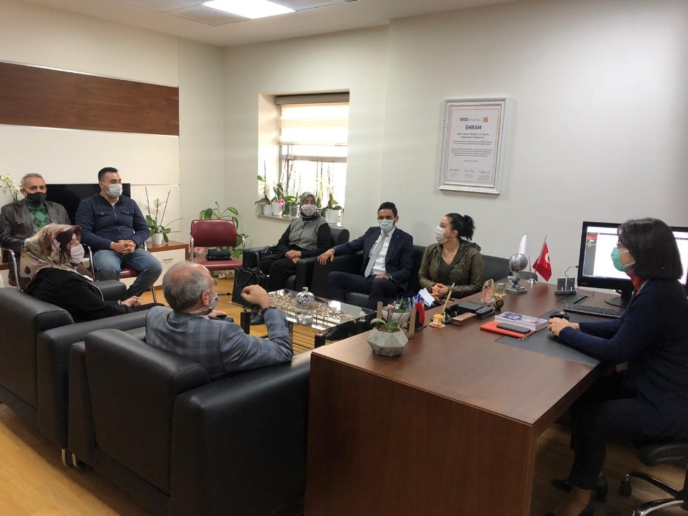 ak parti efeler ilce kadin kollarindan anlamli bagis 2 Ulsf1K65 AK Parti Efeler İlçe Kadın Kollarından anlamlı bağış