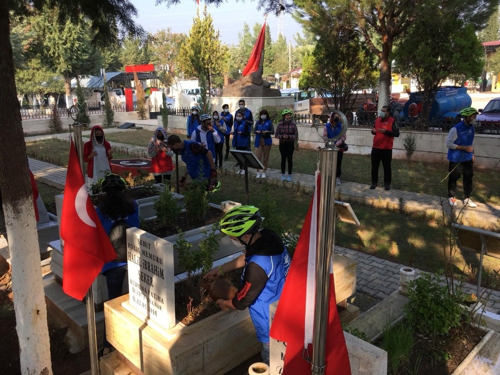 aydinli genclerden vefa ornegi 5 K3BAZICZ Aydınlı gençlerden vefa örneği